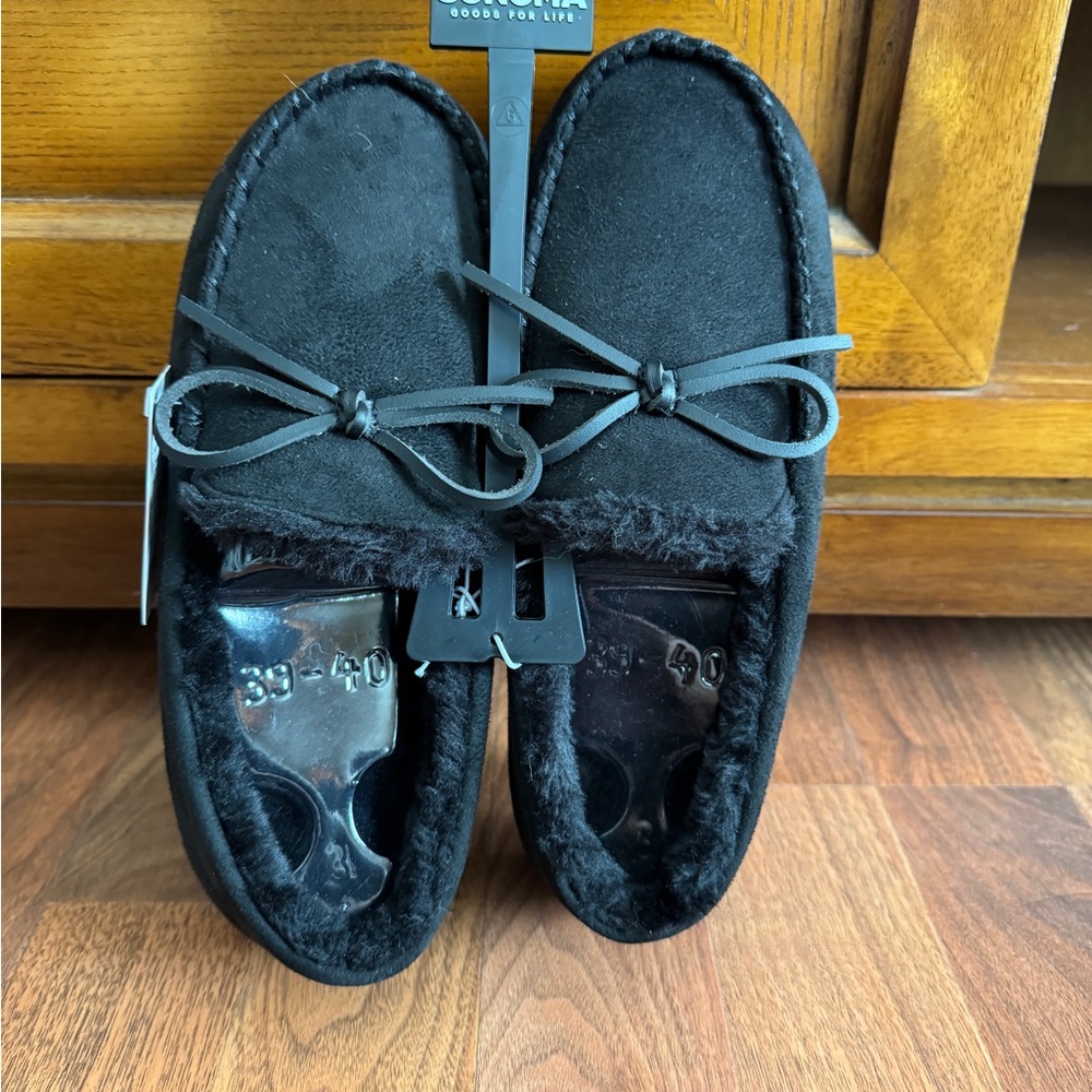 Black Suede Size 7-8 Moccasin Slippers